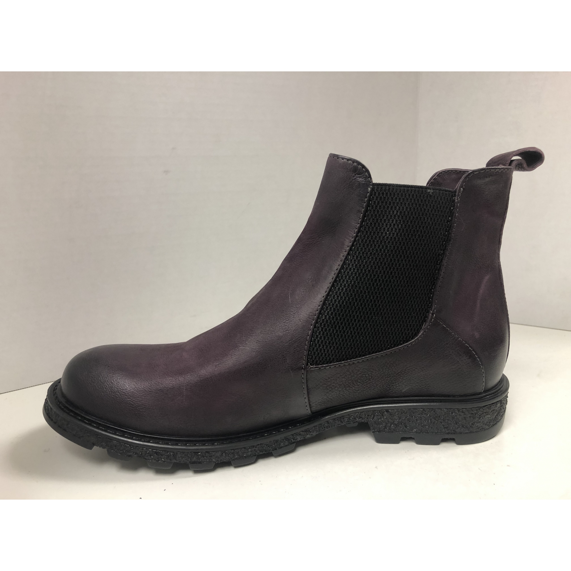 Born julian clearance leather chelsea boot