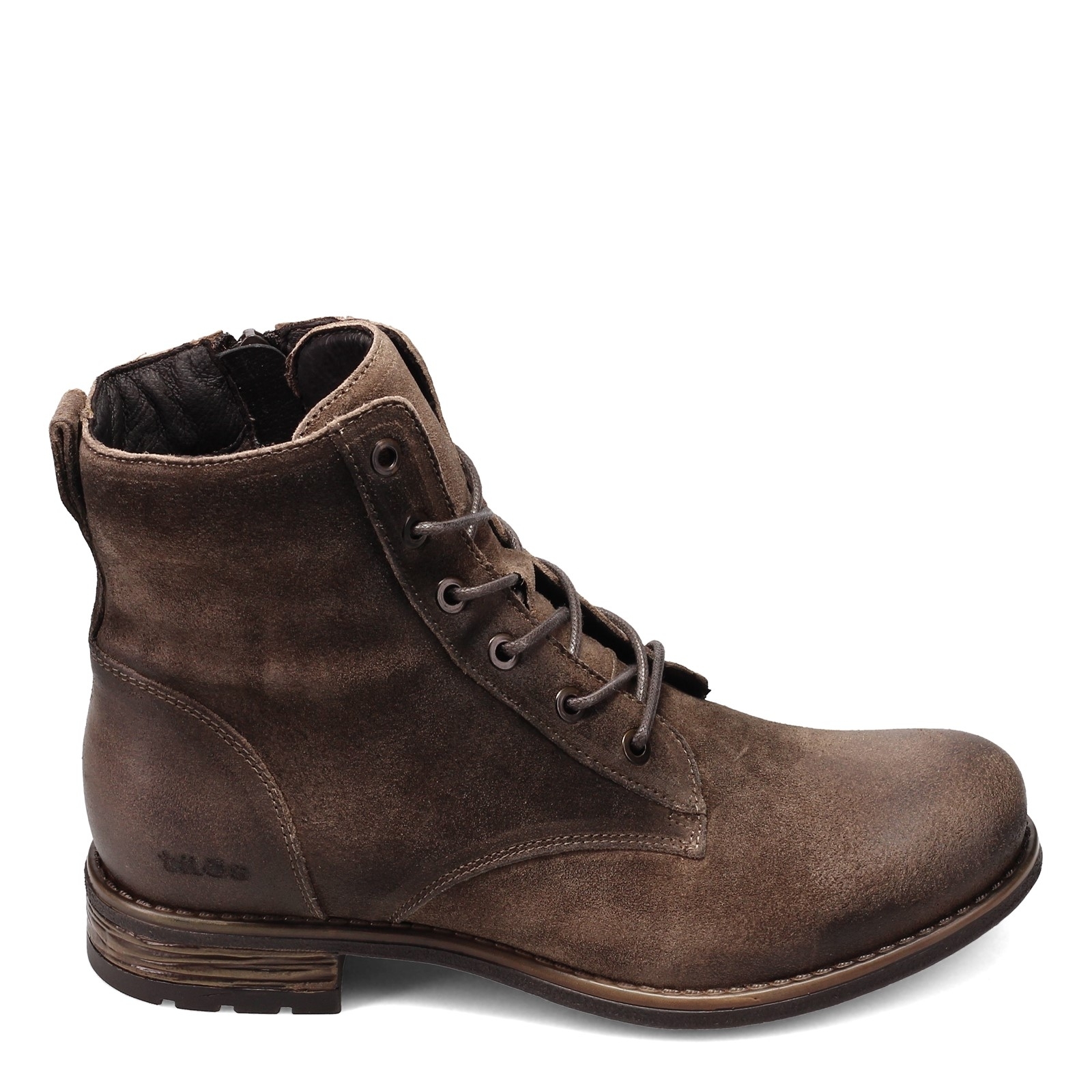 Taos clearance model boot